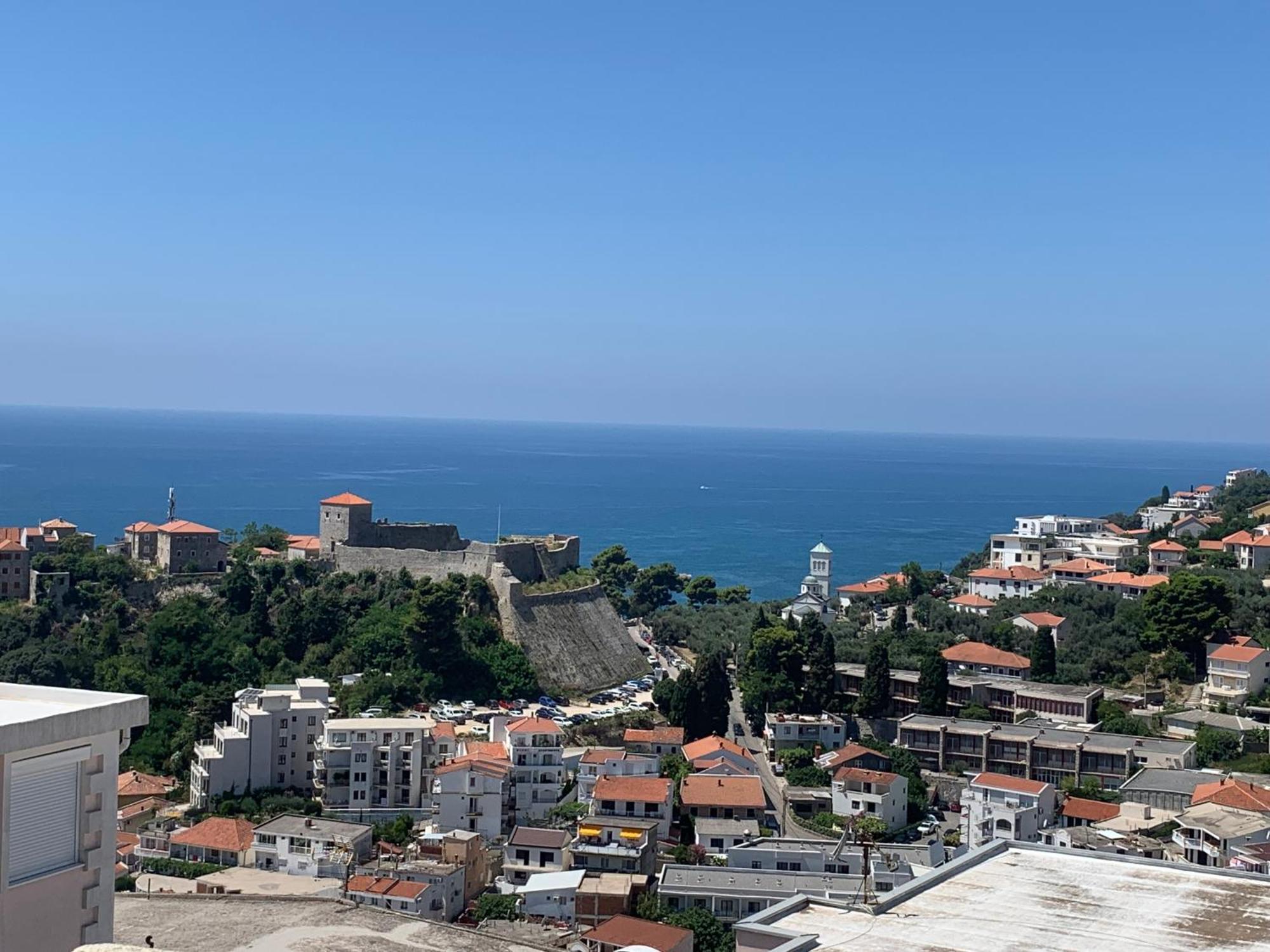 Apartments Knezevic Ulcinj Esterno foto