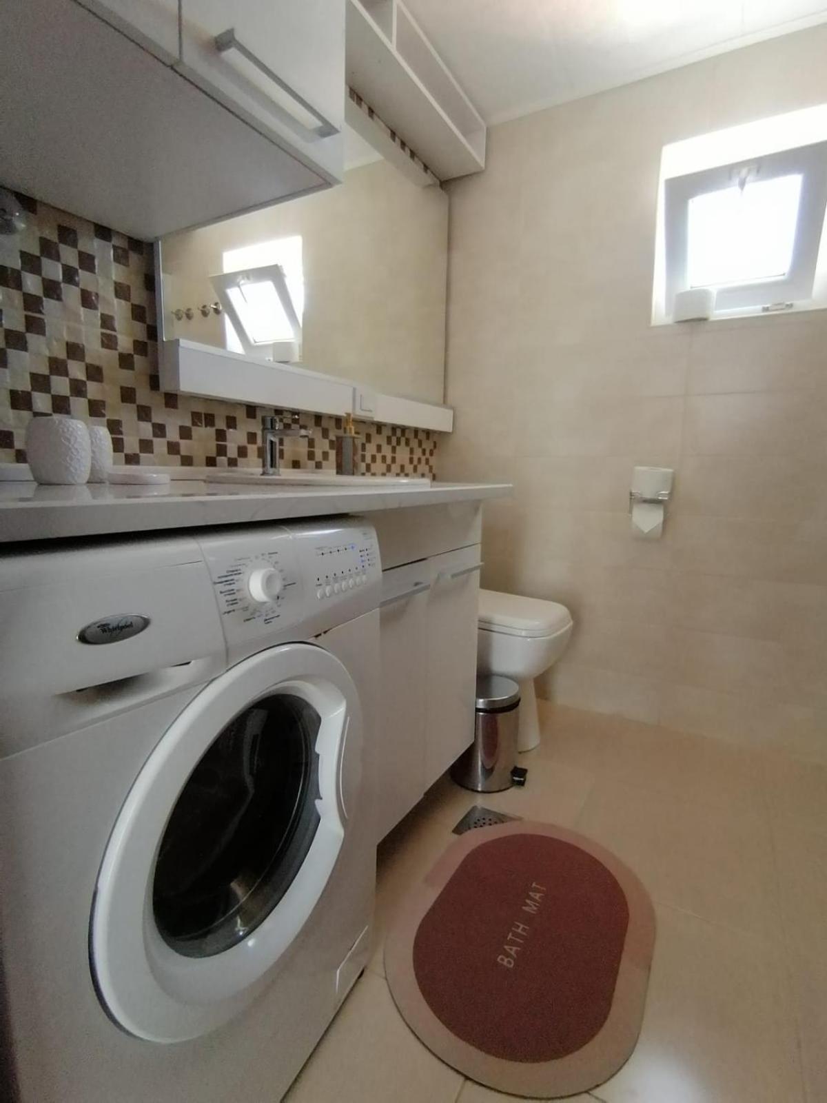 Apartments Knezevic Ulcinj Esterno foto